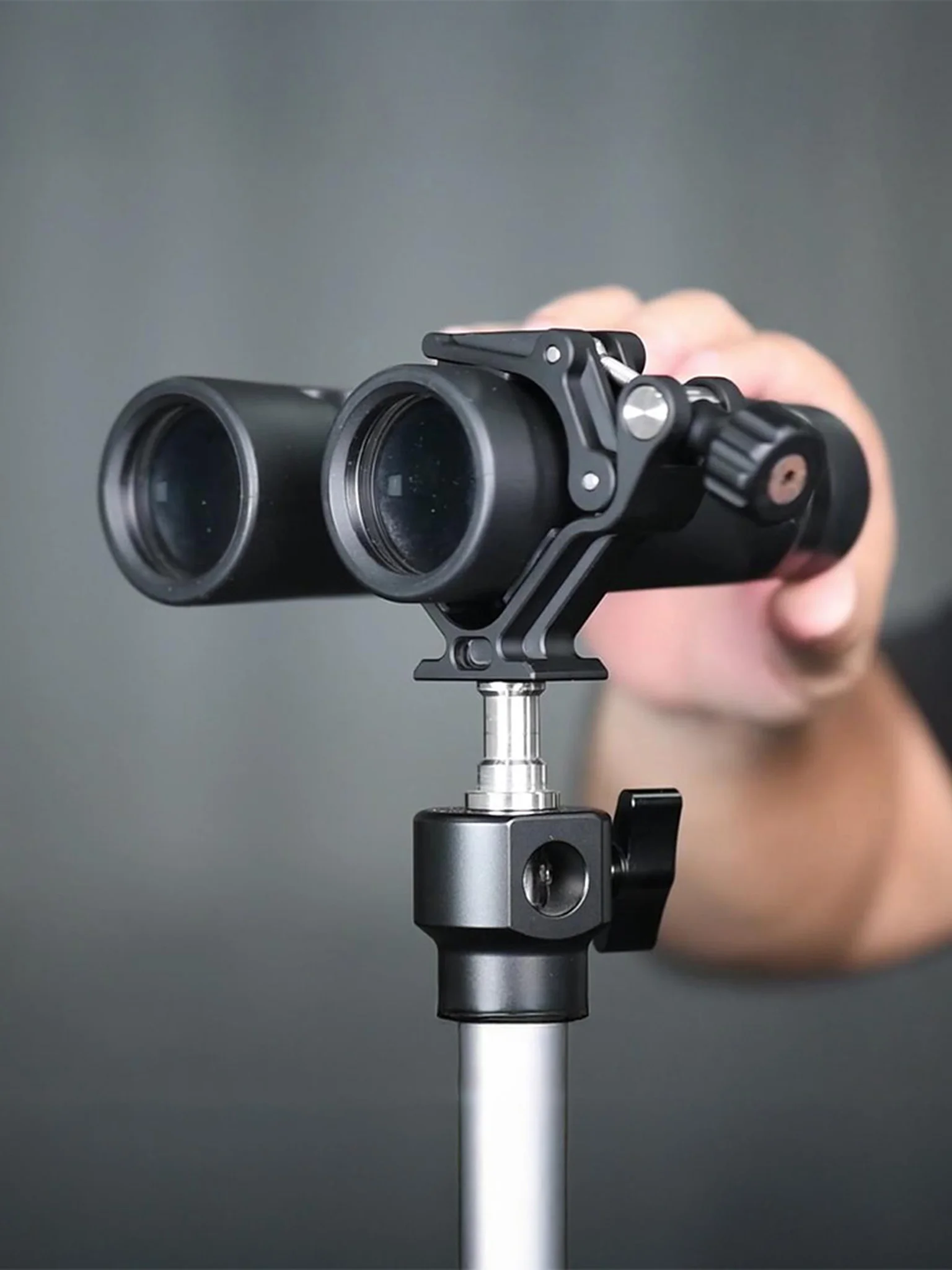 FANAUE Binocular Tripod Mount Adapter,1/4" 3/8" Screw and ARCA Quick Release Binocular Tripod Mount,Compatiable with Vortex Zeiss Nikon Swarovski Leica Leupold Bushnell binculars